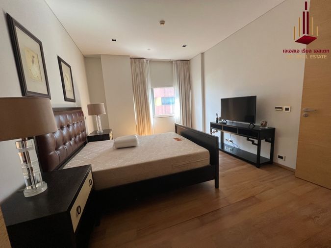 1-bed condo for rent, 61 sqm, Saladaeng Residences