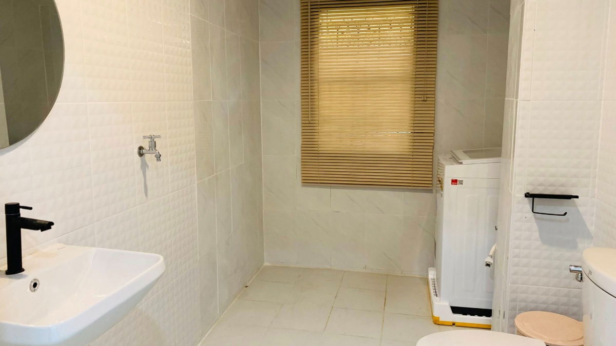 รูป ให้เช่าบ้านเดี่ยวสองชั้น 3 ห้องนอน 2 ห้องน้ำ 1 ห้องครัว 2 ที่จอดรถ - รูปที่ 8/12