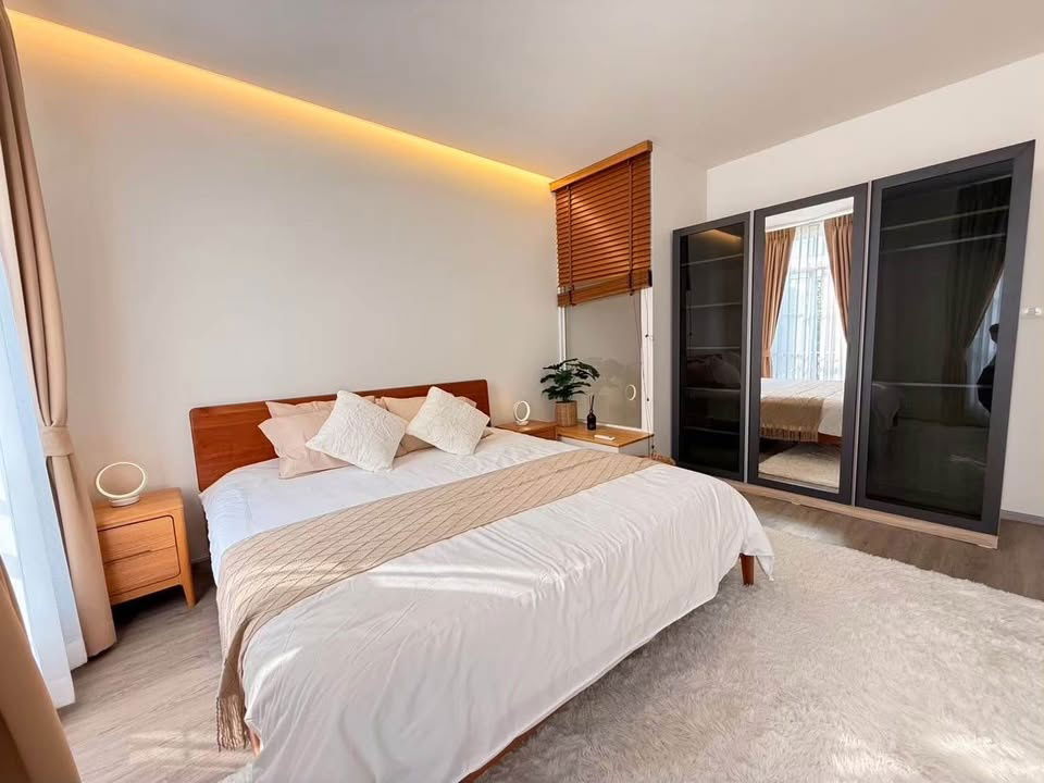 รูป ทาวน์เฮ้าส์ให้เช่า ✨ Indy Bangna-Ramkhamhaeng 2 ✨ 3 ห้องนอน 3 ห้องน้ำ ใกล้ Mega บางนา - รูปที่ 8/11