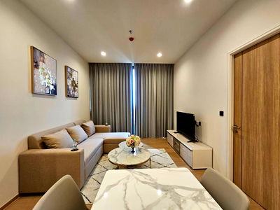 เช่าคอนโด BTS เซนต์หลุยส์ : Luxury condo for rent, ANIL Sathon 12, 32nd floor, in the heart of the city, cheapest in this area, next to BTS Saint Louis, North Sathorn Road.