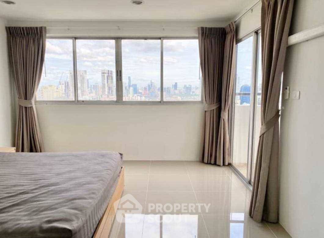 รูป คอนโด 2-ห้องนอน ที่ เดอะวอเตอร์ฟอร์ด ไดมอน ทาวเวอร์ สุขุมวิท ใกล้ BTS พร้อมพงษ์ (ID 1337643) - รูปที่ 7/10