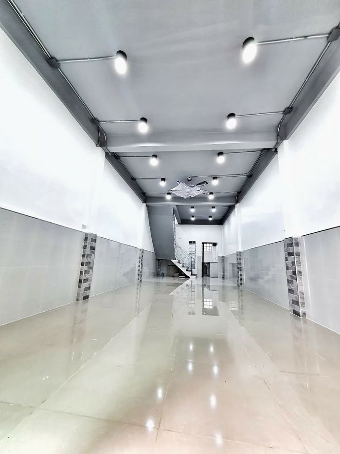 รูป Commercial building for rent near BTS Samrong (SPSAD3705) - รูปที่ 2/11