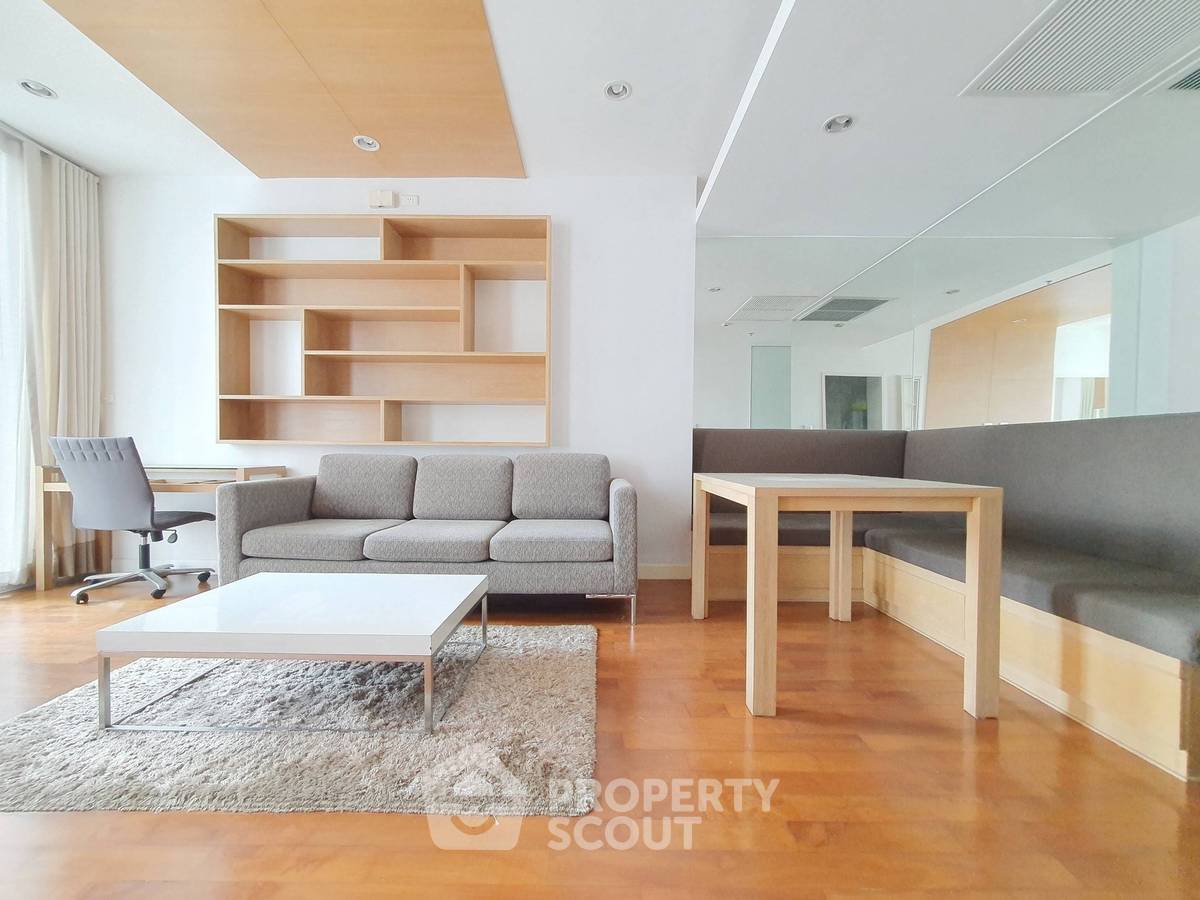 picture 1-BR Condo at Siri Residence Sukhumvit near BTS Phrom Phong (ID 1858111) - 2/11