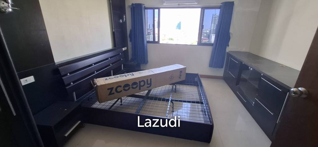 รูป 100 sqm high floor duplex condo Thonglor Tower Bangkok - รูปที่ 6/10