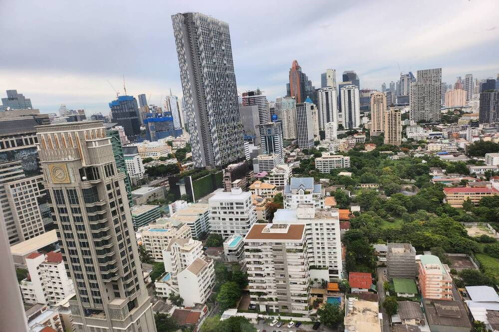 รูป สำหรับเช่า ! ห้องนั่งเล่นกว้าง, ชั้นสูง 29+, วิวเมืองสาทร!! 🔥 Code C20221201812....The Empire Place, 3 ห้องนอน, 3 ห้องน้ำ, แต่งครบ, พร้อมเข้าอยู่📣📣 - รูปที่ 8/8