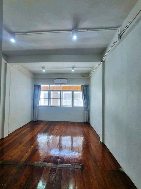 รูป โลตัส สุขุมวิท50 800ม.ให้เช่าสำนักงาน โชว์รูมเท่านั้น ทั้ง 4 ชั้น 18ตร.วา. BTS บางจาก 250ม. 3 นอน 372ตร.มสุขุมวิท 89-97 BTS อ่อนนุช 700ม. - รูปที่ 4/8