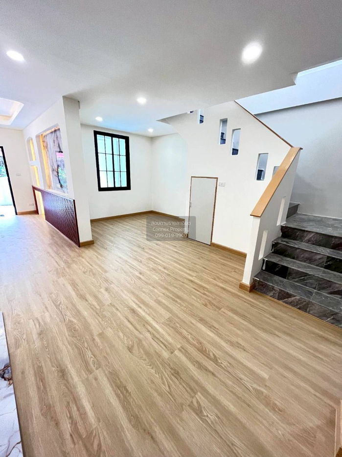 รูป ขายทาวน์เฮ้าส์/ทาวน์โฮม บ้านคัทลียาวิลล์ หน้ากว้าง รีโนเวทใหม่ ลาดสวาย ลำลูกกา ปทุมธานี CX-137030 ✅ ทักไลน์ @connexproperty ตอบทันที ทีมงานมืออาชีพ ✅ - รูปที่ 6/10