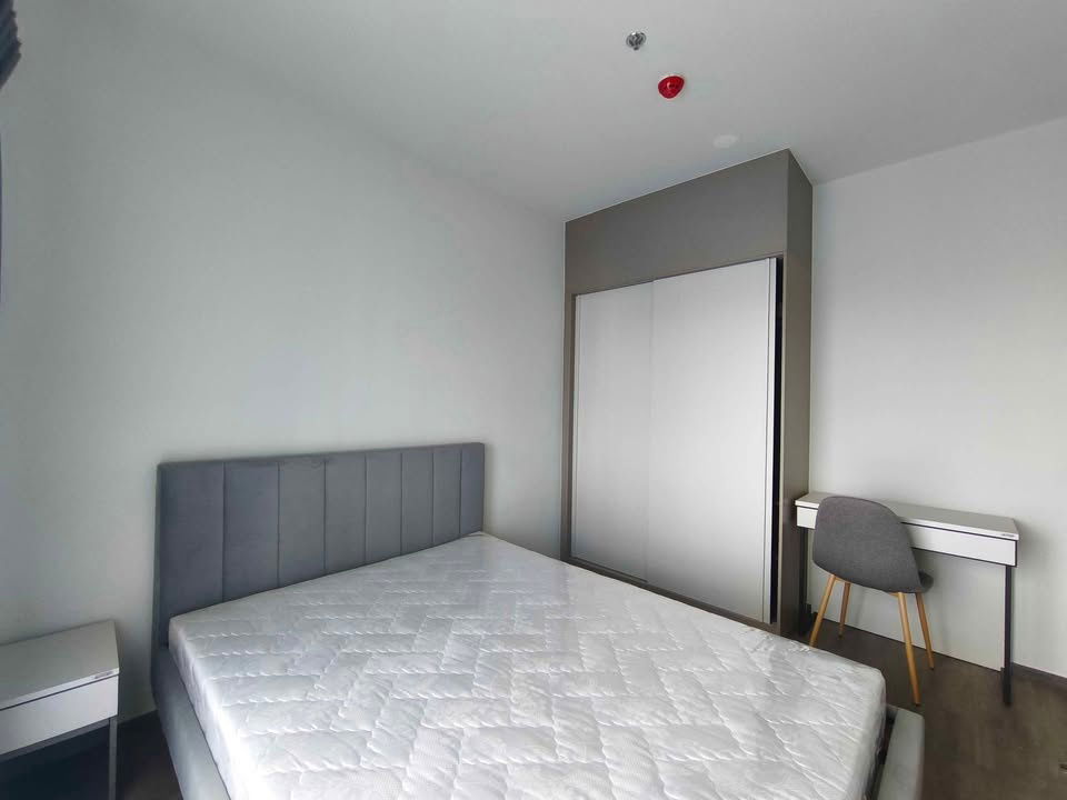 รูป ใหเช่า Rich point @ BTS Wutthakat ** 15,000 บ./ด. ** ขนาด 31 ตรม. 1ห้องนอน 1ห้องน้ำ ชั้น 31 - รูปที่ 3/10