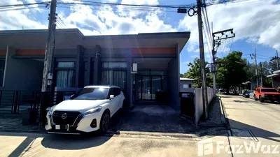 Houses for sale วิทยาลัยเทคนิคถลาง : 2Bedroom 2Bathroom Townhouse corner unit 5917777