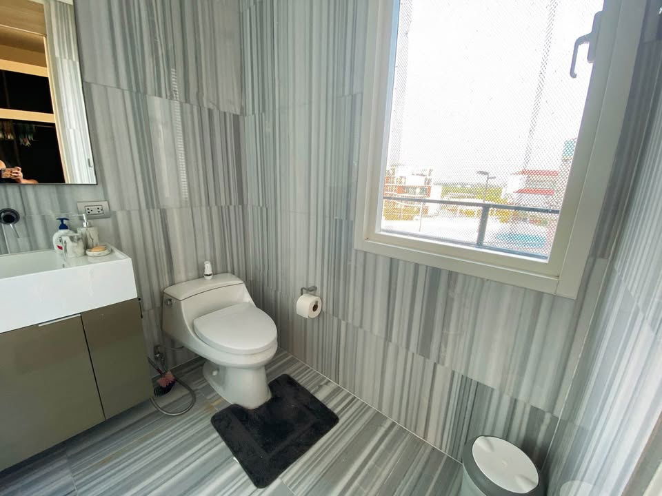 picture For Rent: Jomtien Reflection - 2 Bed Luxury Pattaya condo on 3rd floor with sea view - 14/26