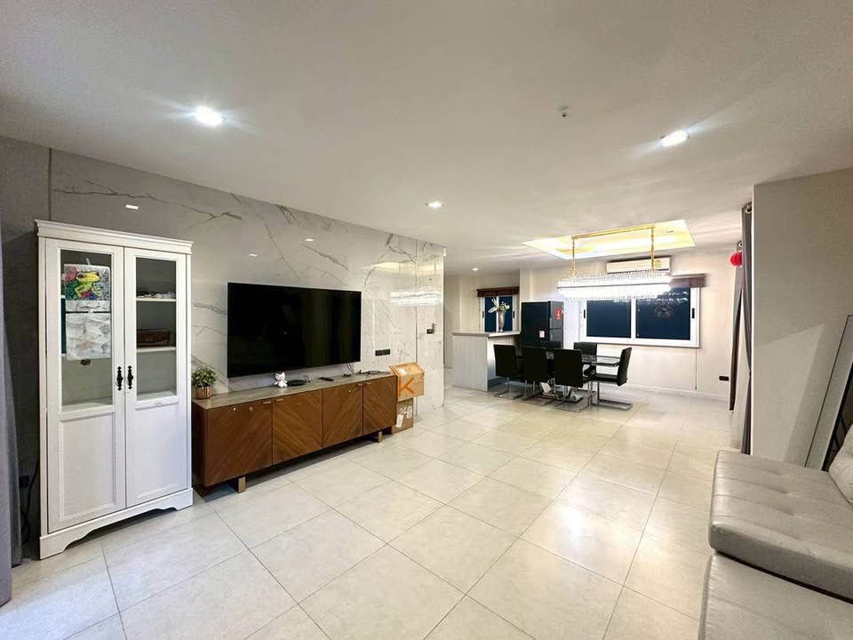 รูป 🔥🔥ขายบ้านเดี่ยวสุดหรู ทำเลดี ใกล้โรงเรียนนานาชาติรีเจนท์ - รูปที่ 3/14