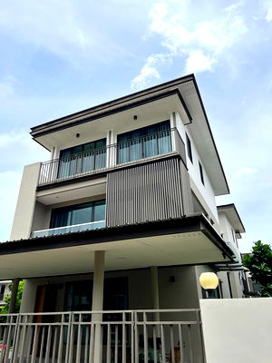 ทาวน์โฮม ถนนเฉลิมพระเกียรติ ร.9 : ขายทาวน์เฮ้าส์ ที่ เอคิว อาร์เบอร์ สวนหลวง ร. 9-พัฒนาการ