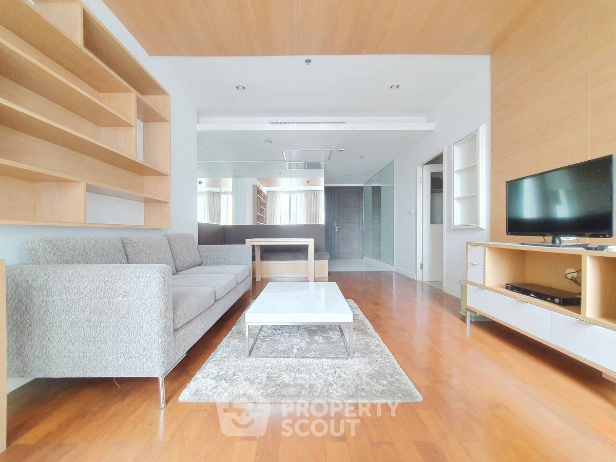 picture 1-BR Condo at Siri Residence Sukhumvit near BTS Phrom Phong (ID 1858111) - 1/11