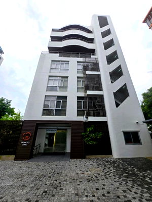 เช่าโฮมออฟฟิศ เซ็นทรัล พลาซ่า บางนา : ให้เช่า: อาคารสำนักงาน 8 ชั้น (Srinakarin 40) - ทำเลทอง ตรงข้ามซีคอนสแควร์! สามารถจดทะเบียนบริษัทได้