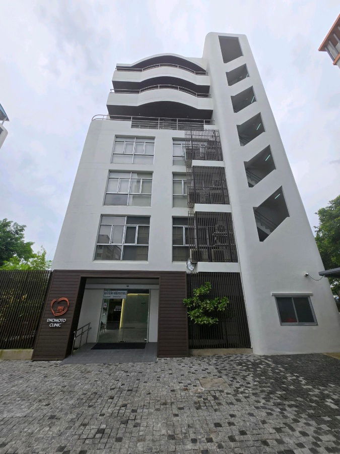 รูป ให้เช่า: อาคารสำนักงาน 8 ชั้น (Srinakarin 40) - ทำเลทอง ตรงข้ามซีคอนสแควร์! สามารถจดทะเบียนบริษัทได้ - รูปที่ 1/12