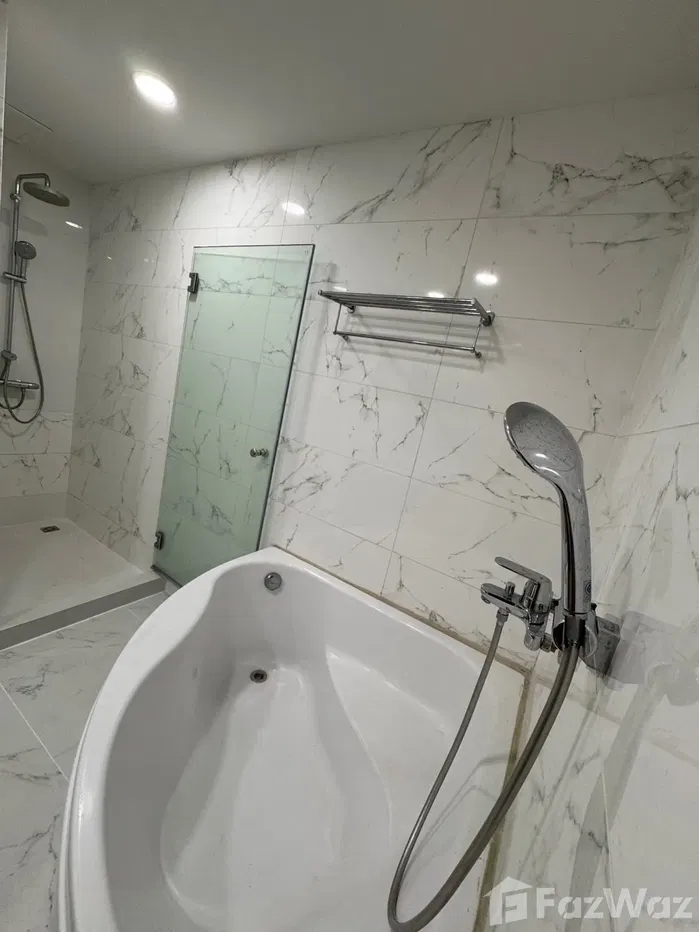 picture Sell 2 Bedrooms close to the park 5918571 - 8/10