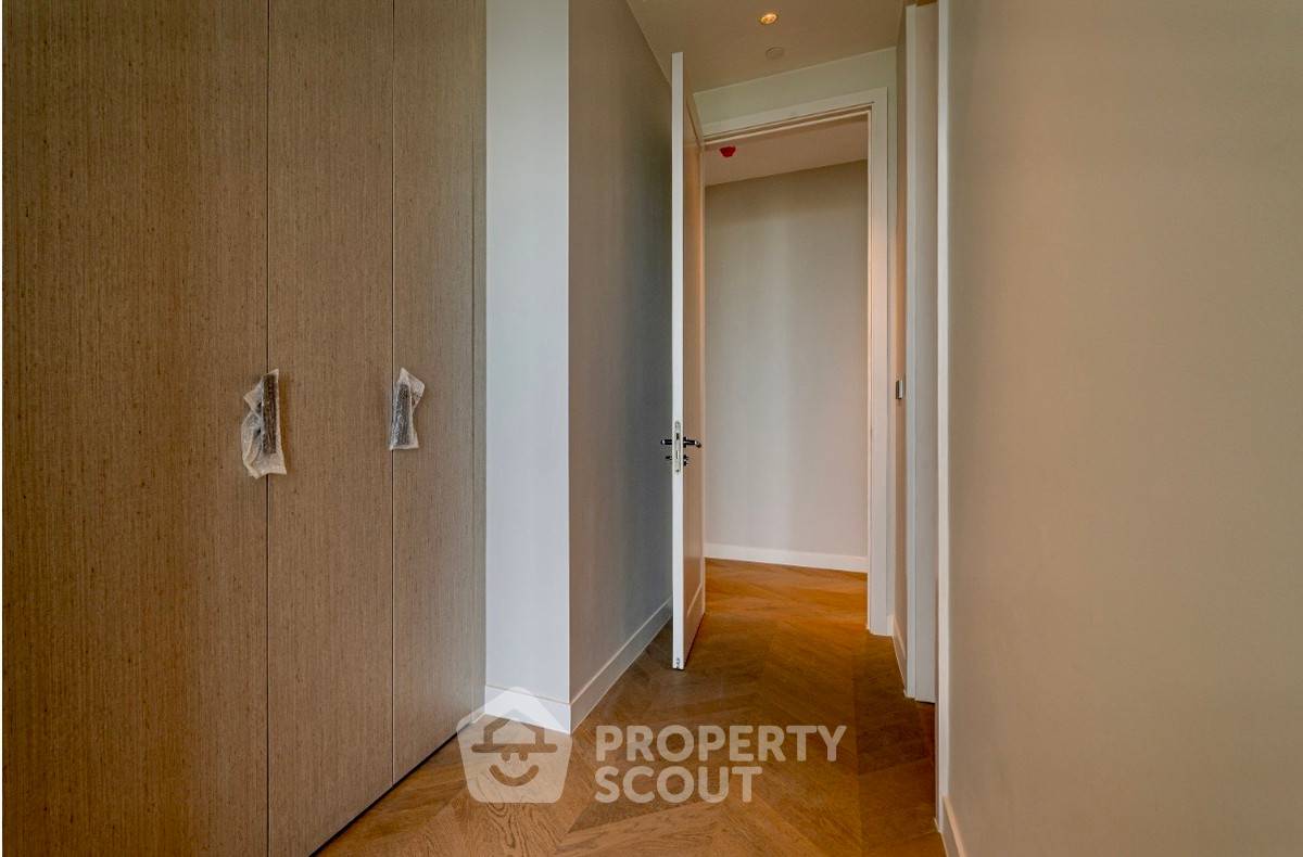 picture 3-BR Condo at One 89 Wireless near MRT Lumphini (ID 2469137) - 14/36