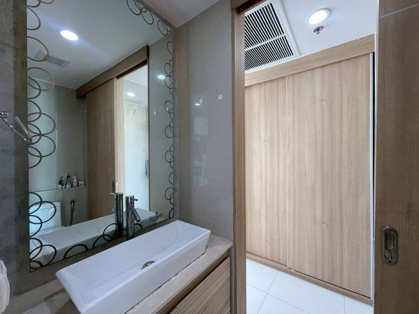 รูป  The Riviera Wongmat Beach *Foreigner Name* Stunning SeaView Unit   - รูปที่ 9/15