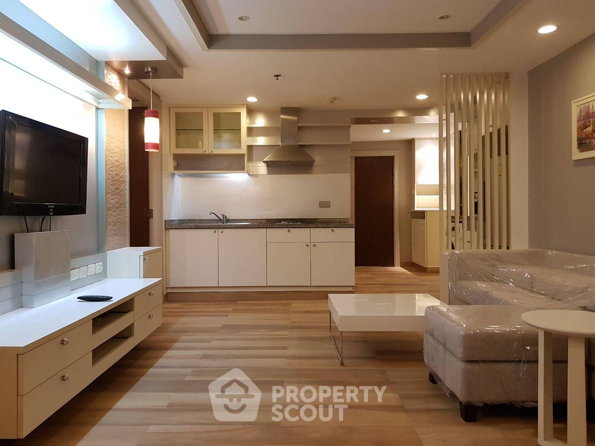 picture 2-BR Condo at The Trendy Condominium near BTS Nana (ID 452804) - 1/12