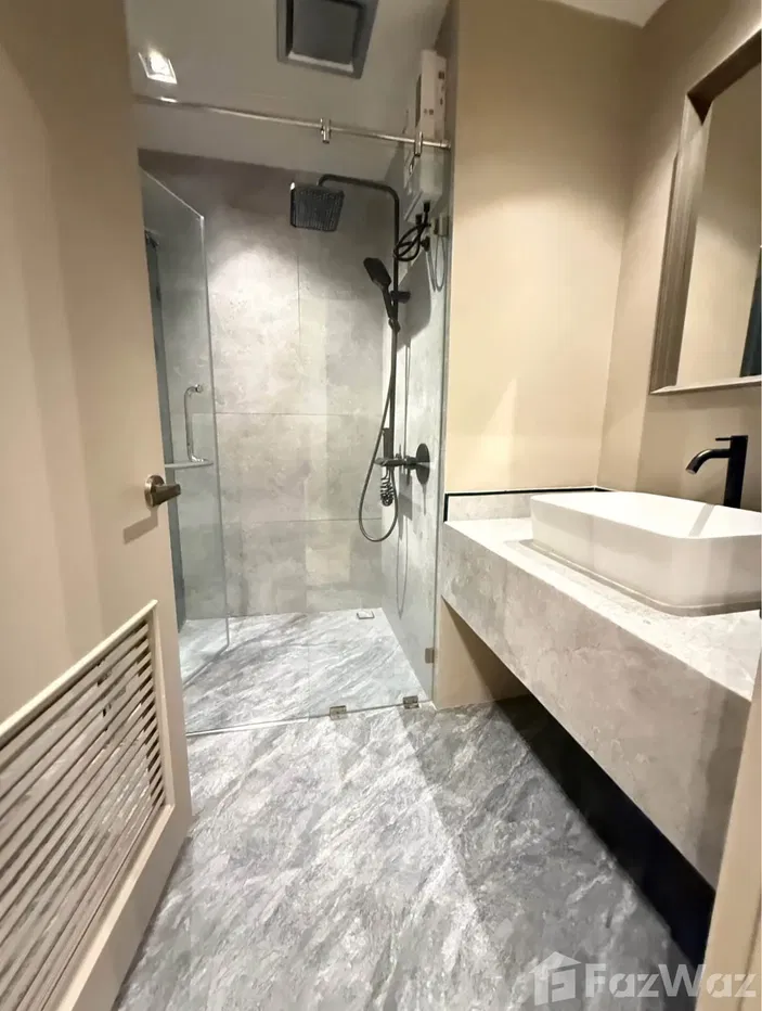 picture Large Room for Sale 5917594 - 10/13