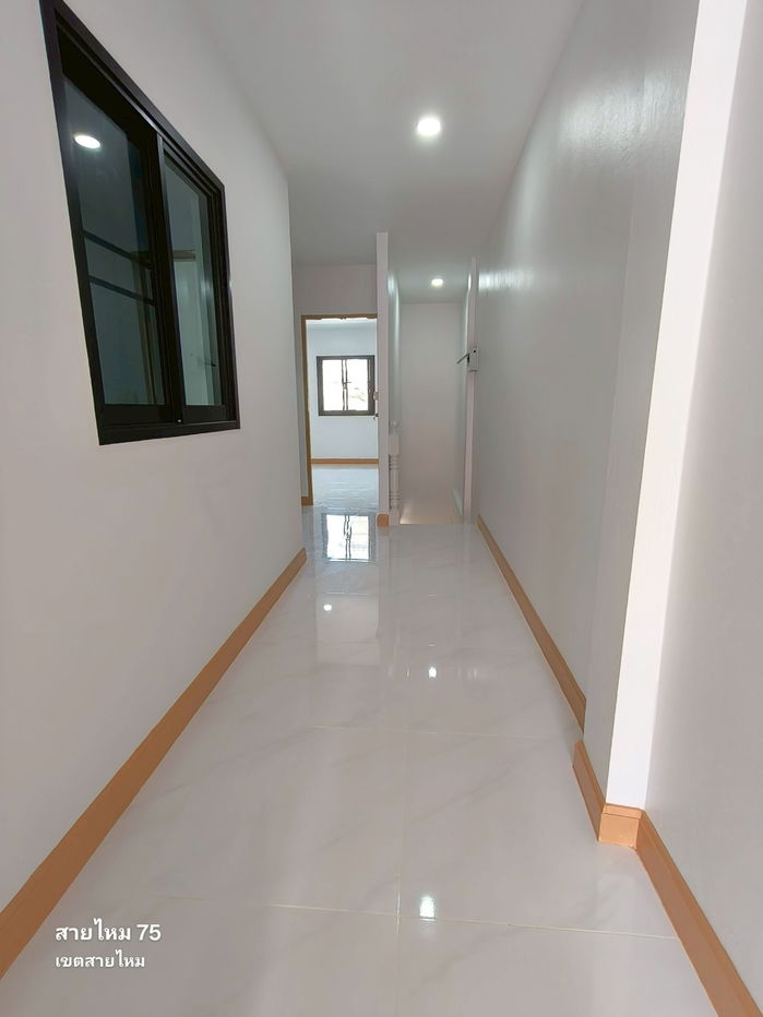 รูป ทาวน์เฮาส์ หทัยราษฎร์ สายไหม ทำเลใกล้ตลาดวงศกรณ์ หมู่บ้านวันวรา 2 นัดชมบ้าน 085-318-6868 คุณวา - รูปที่ 17/20