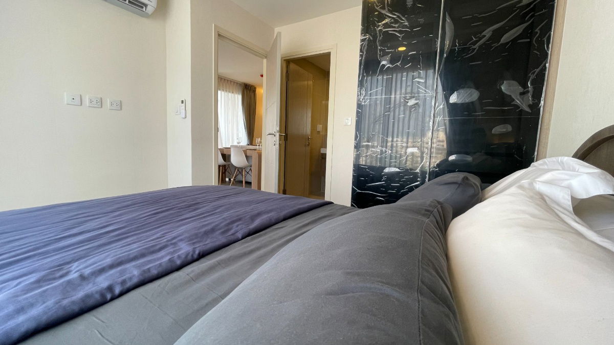 picture BTS On Nut 1.2 km. Shuttle van service Price 25,000 Baht Condo IKON Sukhumvit 77 ( Rental ) - 7/16