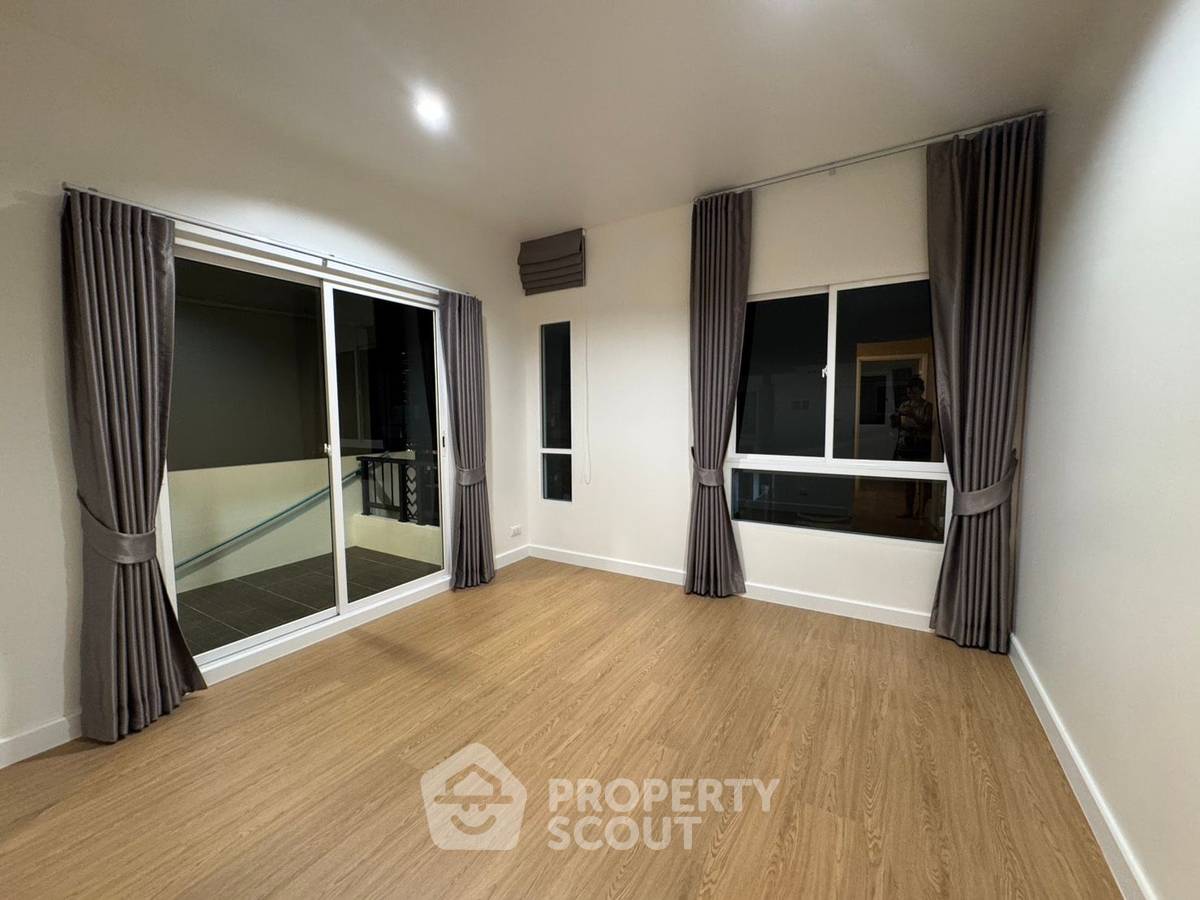 รูป บ้าน 3-ห้องนอน ที่ ภัสสร ไพรด์ พระราม 5 - สิรินธร ใน บางสีทอง (ID 2468931) - รูปที่ 13/22