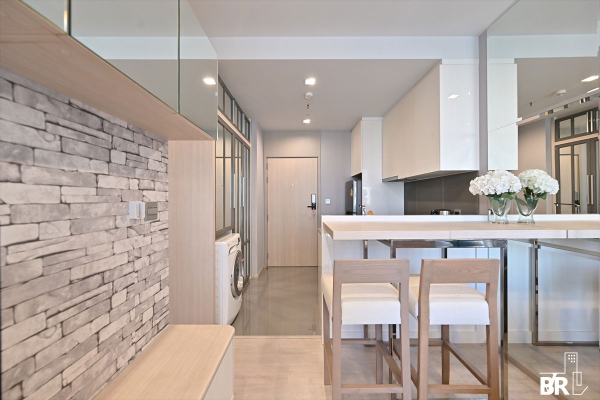 รูป M Thonglor 10 🌅 ห้องมุม ทิศตะวันออก เลี้ยงสัตว์ได้ 🐾 ใกล้ BTS เอกมัย - รูปที่ 10/13