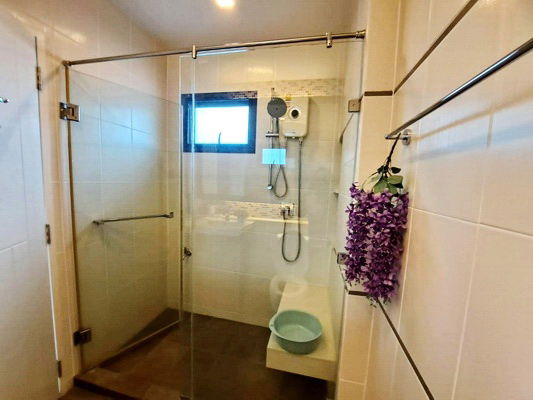 picture FOR SELL Burasiri Wongwaen - Onnut / 3 bedrooms 3 bathrooms / 50 Sqw. 165 Sqm. **6.99 MB** Beautiful house. - 13/14