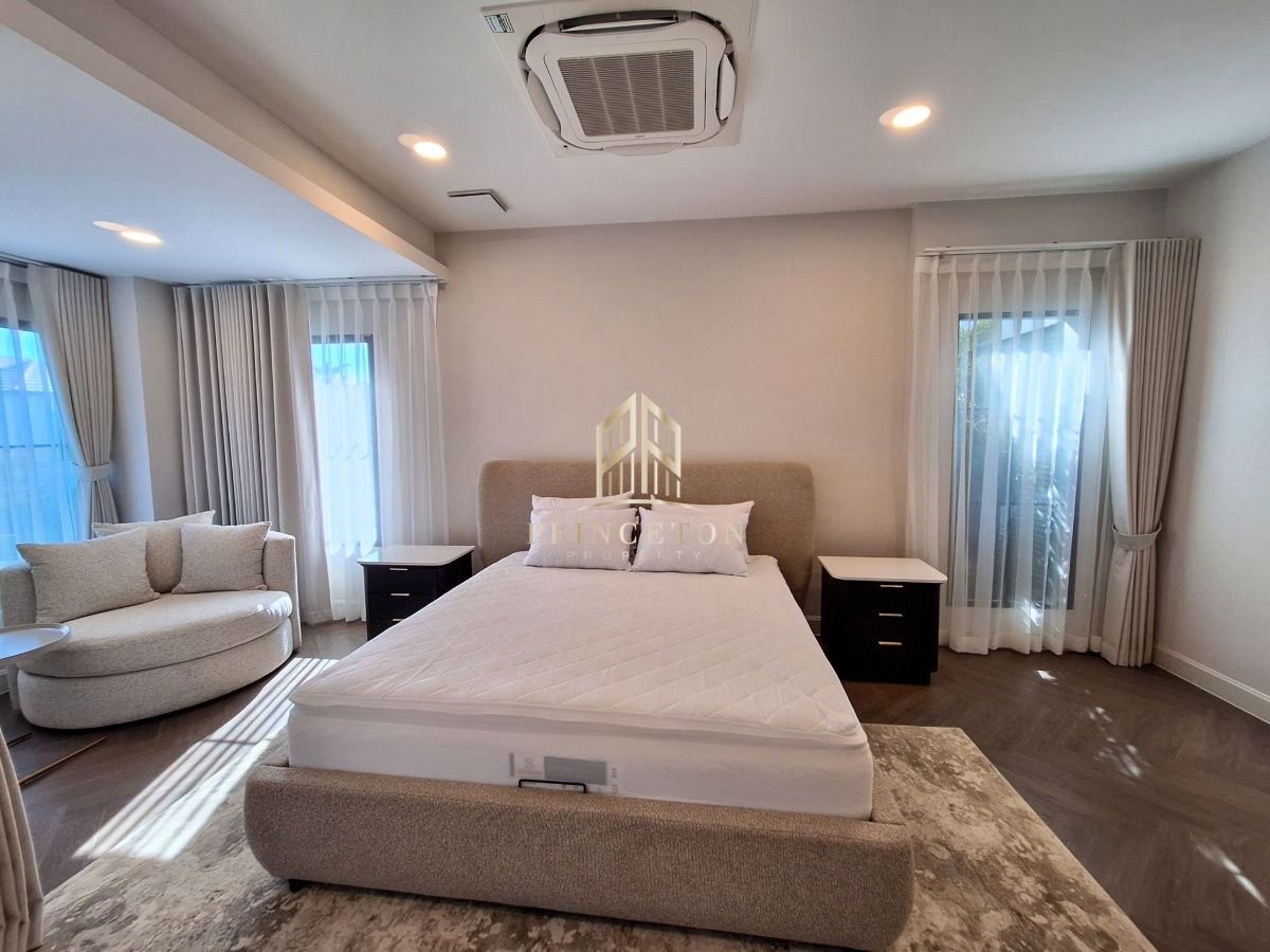 picture Luxury House For Rent Nantawan Rama 9 New Krungthep Kreetha Near Wellington International School - 18/38