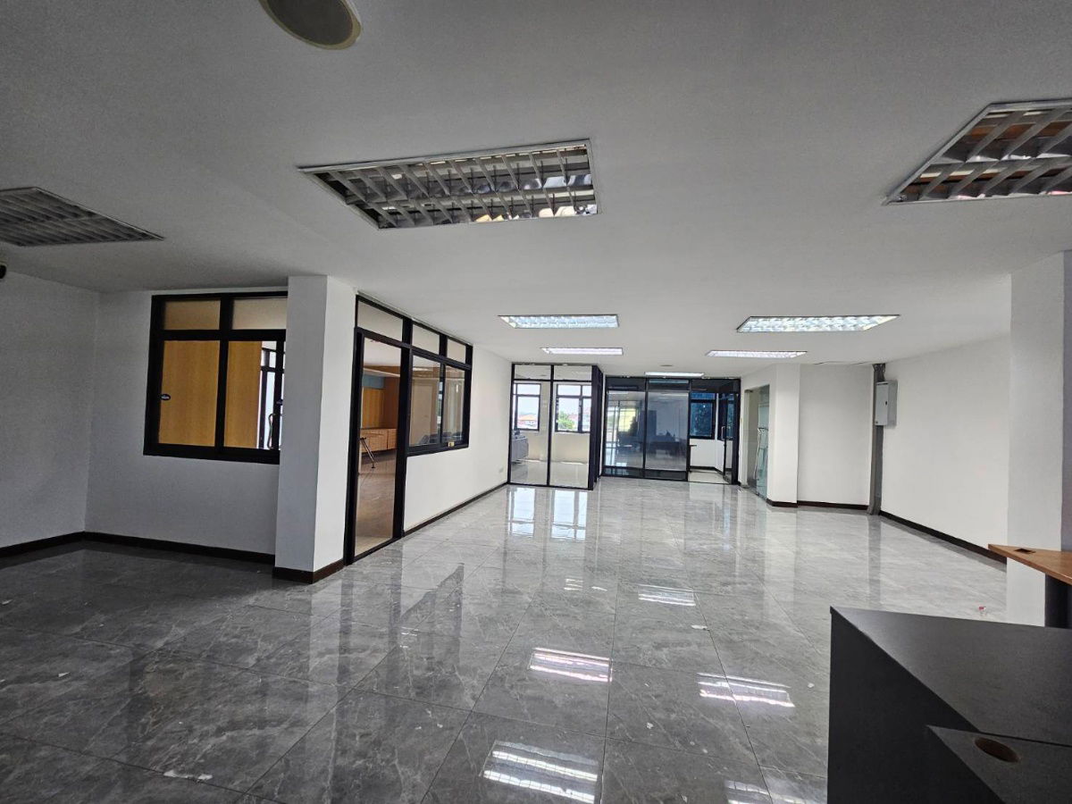 รูป ให้เช่า อาคารสำนักงาน (402 ตร.ว.) เฟอร์ครบ ที่จอดรถ 20 คัน พหล48-รามอินทรา (ใกล้ถ.เทพรักษ์ ตัดใหม่) - รูปที่ 14/38