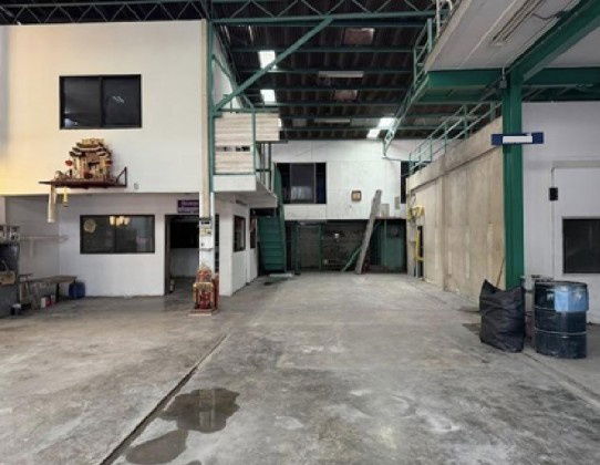 รูป ให้เช่าอู่ซ่อมรถ / ให้เช่าโกดัง คลองสาน วงเวียนใหญ่ ถนนอิสรภาพ ใกล้สี่แยกบ้านแขก / พื้นที่ดิน 126 ตารางวา / พื้นที่ใช้สอย 504 ตารางเมตร - รูปที่ 6/11
