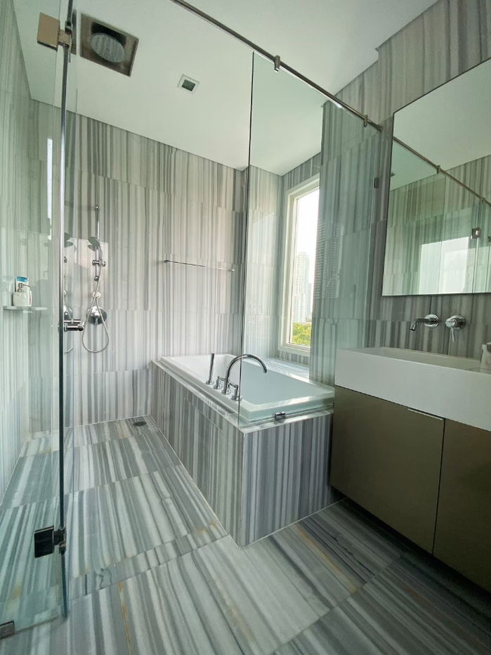 picture For Rent: Jomtien Reflection - 2 Bed Luxury Pattaya condo on 3rd floor with sea view - 16/26