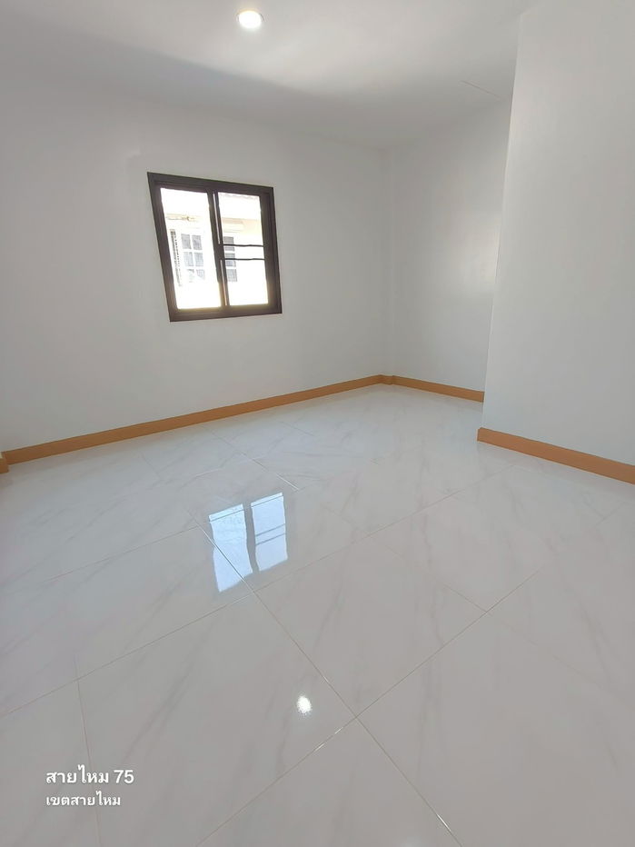 รูป ทาวน์เฮาส์ หทัยราษฎร์ สายไหม ทำเลใกล้ตลาดวงศกรณ์ หมู่บ้านวันวรา 2 นัดชมบ้าน 085-318-6868 คุณวา - รูปที่ 20/20