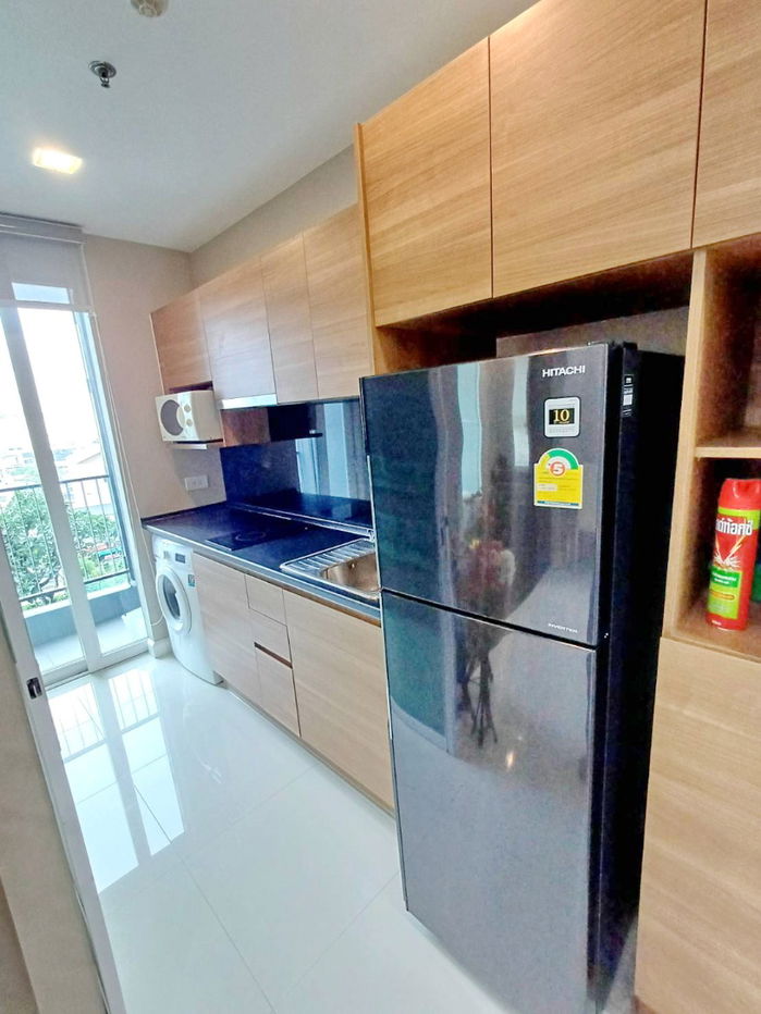picture For rent 1 bedroom 7th Fl, pool view, The Metropolis Samrong Interchange. 1 min to BTS Samrong Station - 19/28