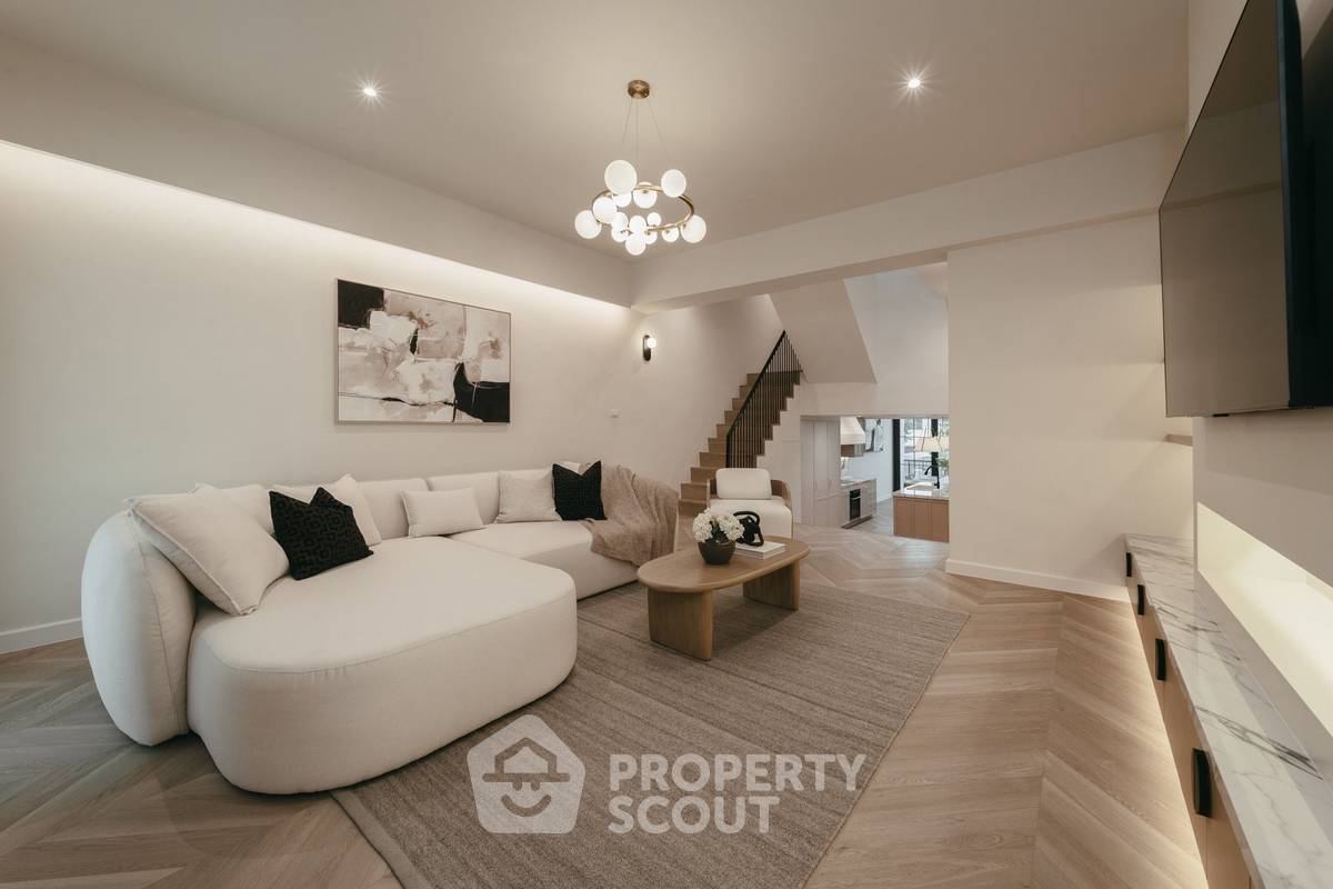 รูป ทาวน์เฮ้าส์ 5-ห้องนอน ที่ รีเจนท์ 71 เพลส ใกล้ BTS พระโขนง (ID 2098162) - รูปที่ 5/21