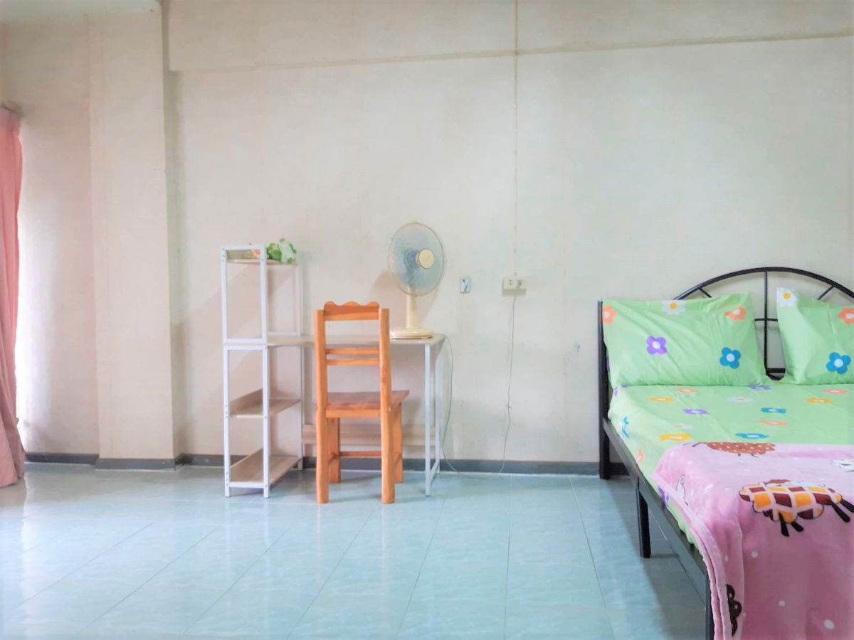 picture Aue Pracha Condotown Building 9 - 7/13