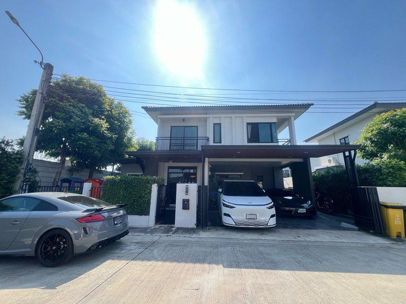 Houses for rent : Single house for rent: Grand Britania Wongwaen – Ramintra (SPSAD3700)