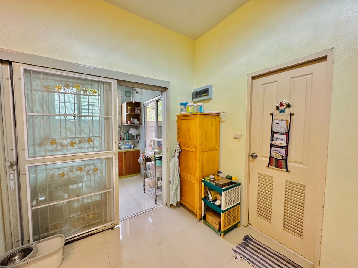 รูป ทาวน์เฮ้าส์ 3 ชั้น ราคาน่ากดส่อง!! ขาย ทาวน์เฮ้าส์ 3 ชั้น โครงการนวนิช ปากเกร็ด เนื้อที่ 20.20 ตร.ว. 3 ห้องนอน 3 ห้องน้ำ - รูปที่ 8/29