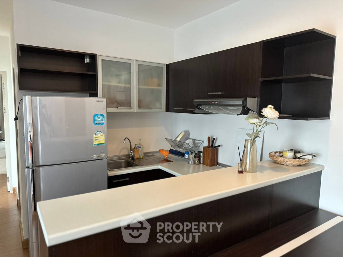 picture 2-BR Condo at The Complete Rajprarop near ARL Ratchaprarop (ID 2468966) - 2/13