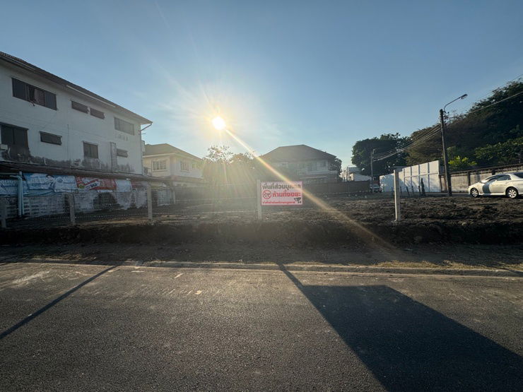 รูป ให่เช่าที่ดิน 100 ตารางวา ถมแล้ว สตรีวิทยา 2 ซอย 15 - รูปที่ 3/4