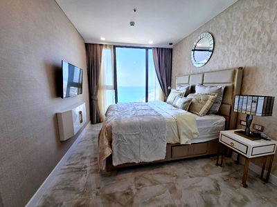 Condos for sale : For Sale - Copacabana Beach Jomtien, with Jaguzzi 1 bedroom on floor 45th 
