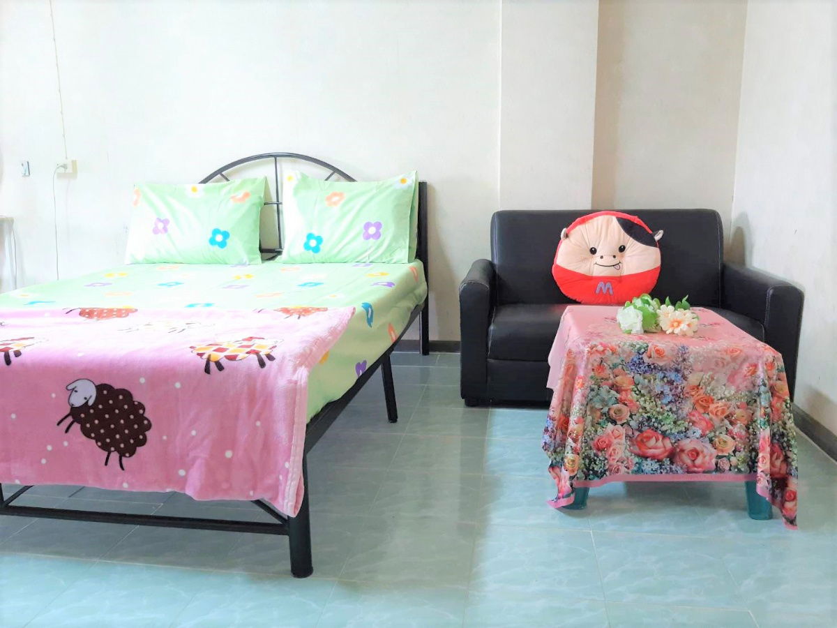 picture Aue Pracha Condotown Building 9 - 6/13