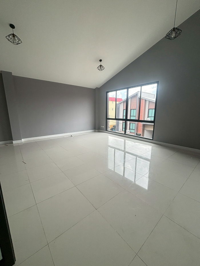 รูป 🏡 𝗛𝗢𝗨𝗦𝗘 𝗙𝗢𝗥 𝗦𝗔𝗟𝗘 | โฮมออฟฟิศ Warehouse Hub Chinatown Salaya ⚡️ - รูปที่ 7/14