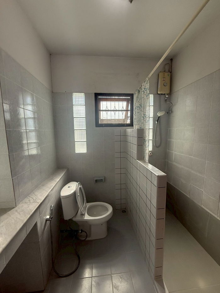 รูป 🏡 ขายและปล่อยให้เช่า ทาวน์เฮ้าส์ ชวนชื่น–พัฒนาการ (หลังริม มีสวนข้างบ้าน) 3 ห้องนอน 4 ห้องน้ำ บ้านสวยทำเลดี ใ - รูปที่ 9/20