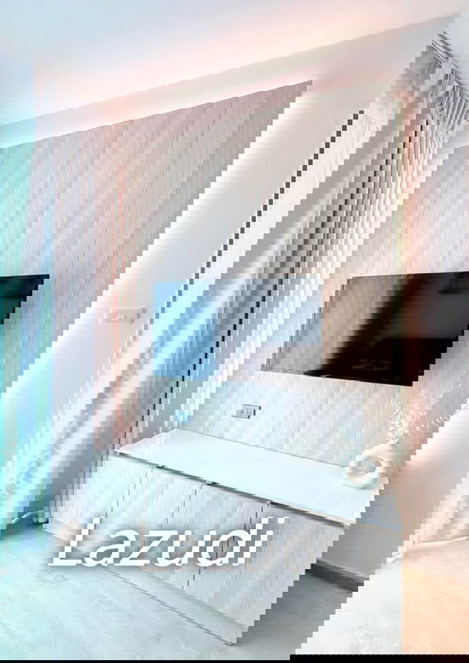 รูป Modern 1-Bedroom Condo in IDEO O2 Bangna Bangkok - รูปที่ 3/10