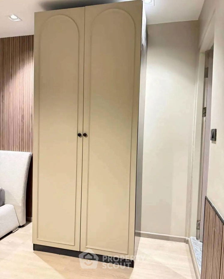 รูป คอนโด 2-ห้องนอน ที่ วิทยุ คอมเพล็กซ์ คอนโดมิเนียม ใกล้ BTS เพลินจิต (ID 2469042) - รูปที่ 10/19