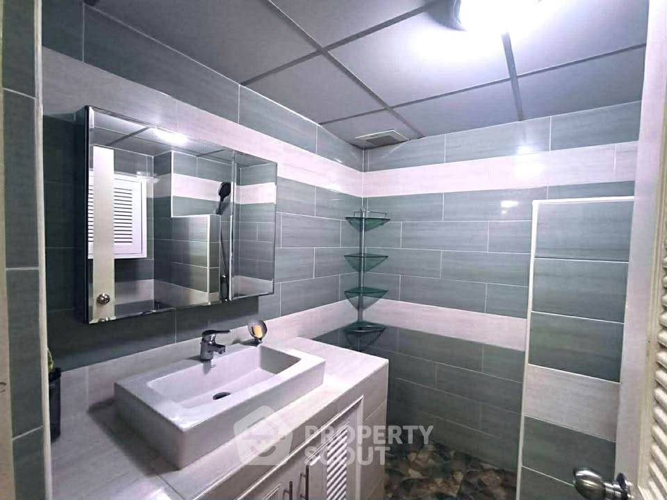 รูป คอนโด 1-ห้องนอน ที่ วิภาวดี สวีท ใกล้ MRT ลาดพร้าว (ID 2467023) - รูปที่ 6/9