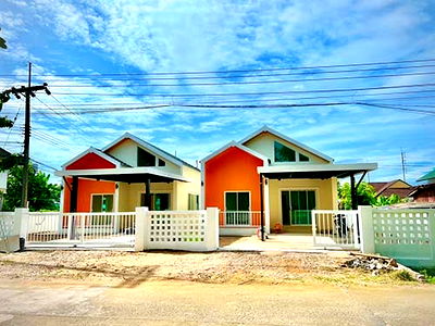 บ้านเดี่ยว ศูนย์การค้าเวียงพิงค์ : ขายบ้านเดี่ยวชั้นเดียว  2 ห้องนอน  1 ห้องน้ำ  1 ห้องครัว  1 ที่จอดรถ