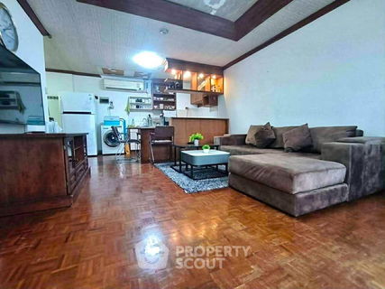 1-BR Condo at Vibhavadee Suite near MRT Lat Phrao (ID 2467023)